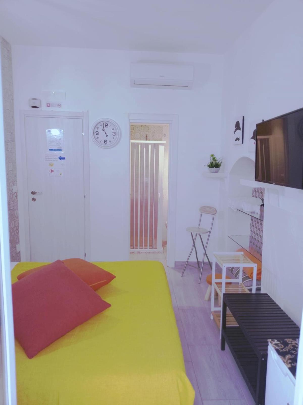 B&B Il Castello Бари Экстерьер фото